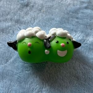 Veggie Tales Nativity Peas As Sheep Characters Replacent Figures 2004